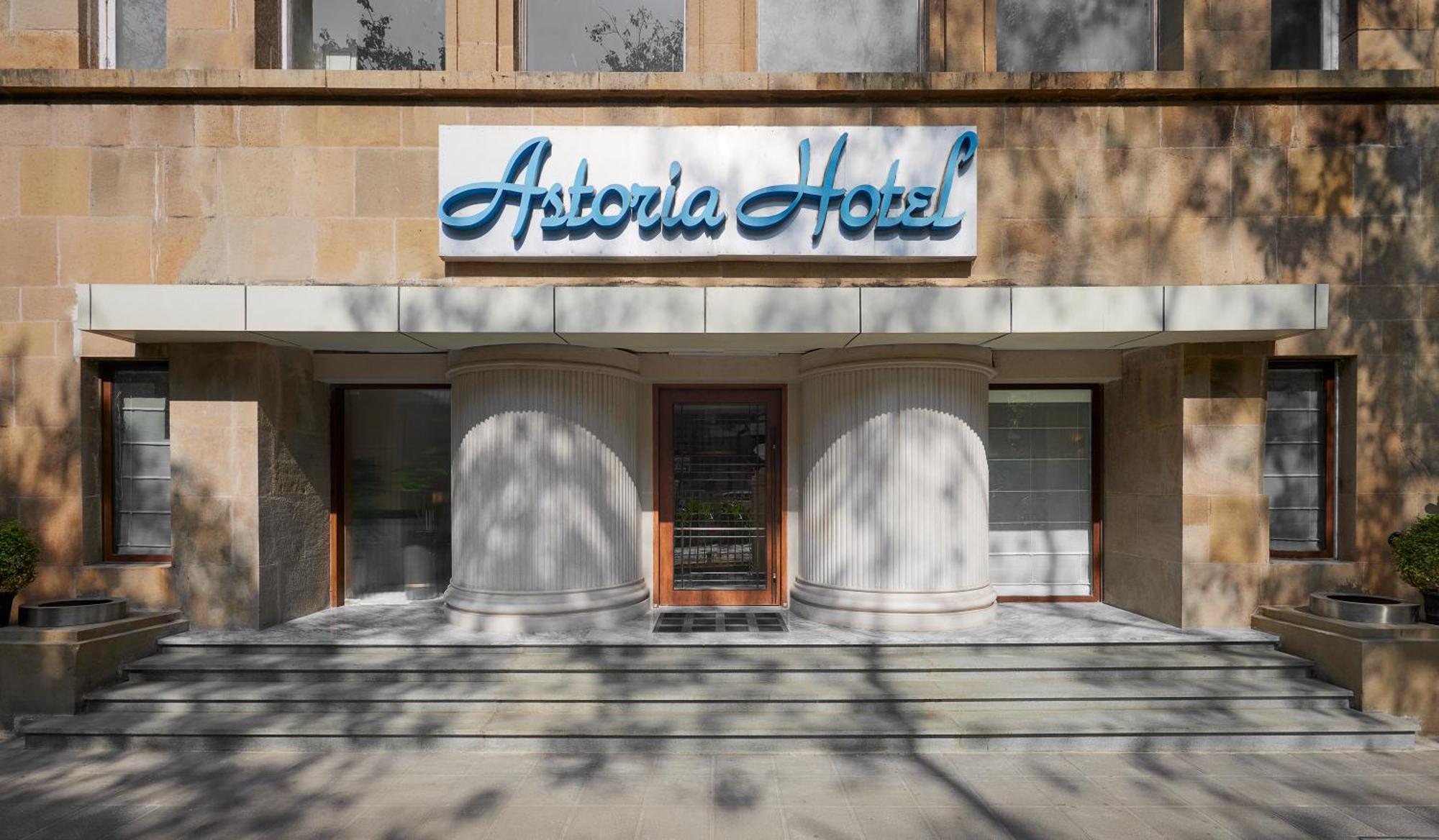 Astoria Hotel Mumbai Exterior photo